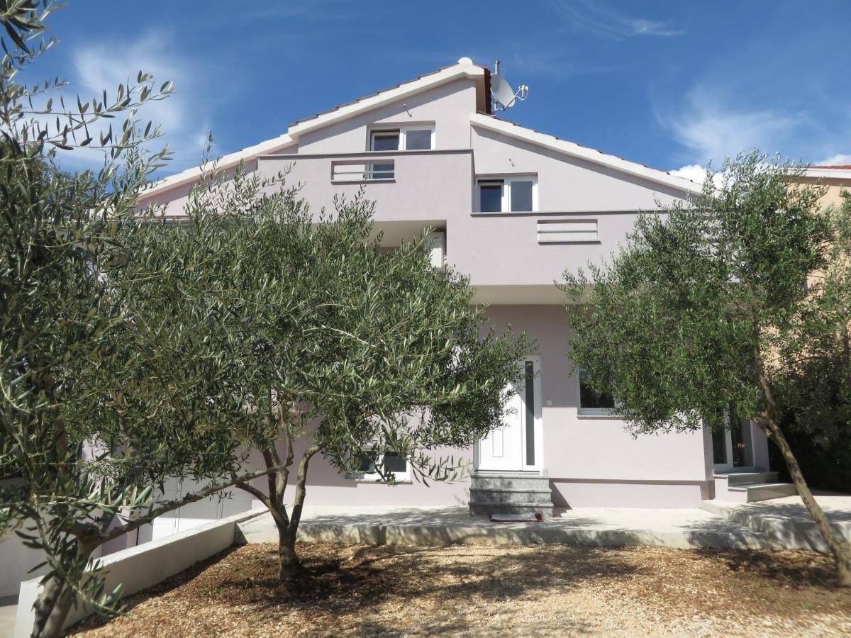 M&L Holliday Home Biograd Na Moru Esterno foto