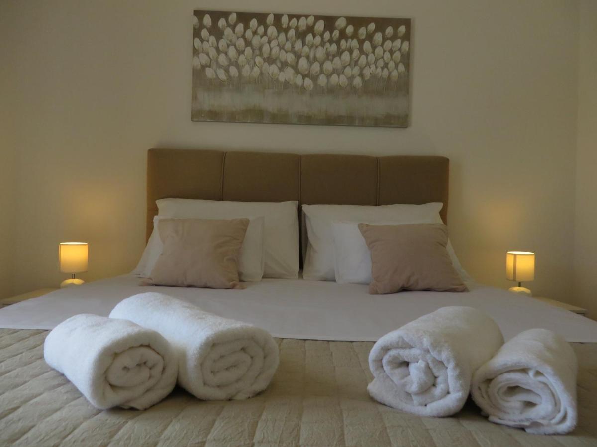 M&L Holliday Home Biograd Na Moru Esterno foto